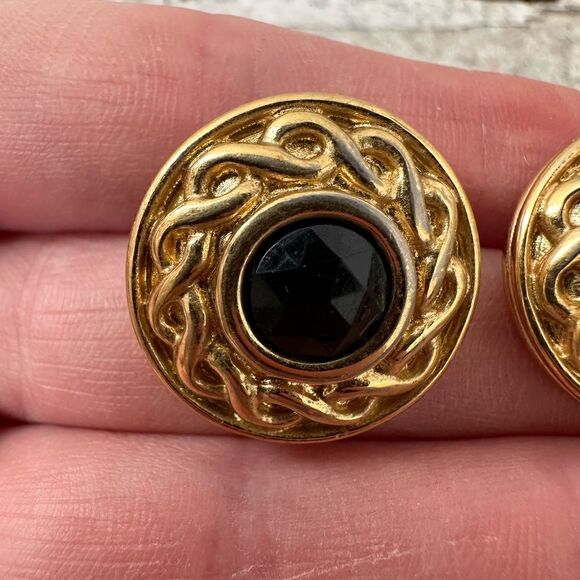 Vintage 80s Classic Braided Gold Tone Earring - Picture 5 of 5